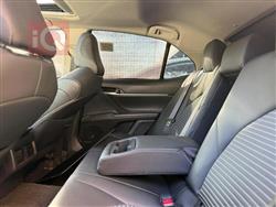 تۆیۆتا کامری